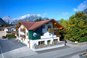 Гостиница Apart Garni Montana  Пертисау